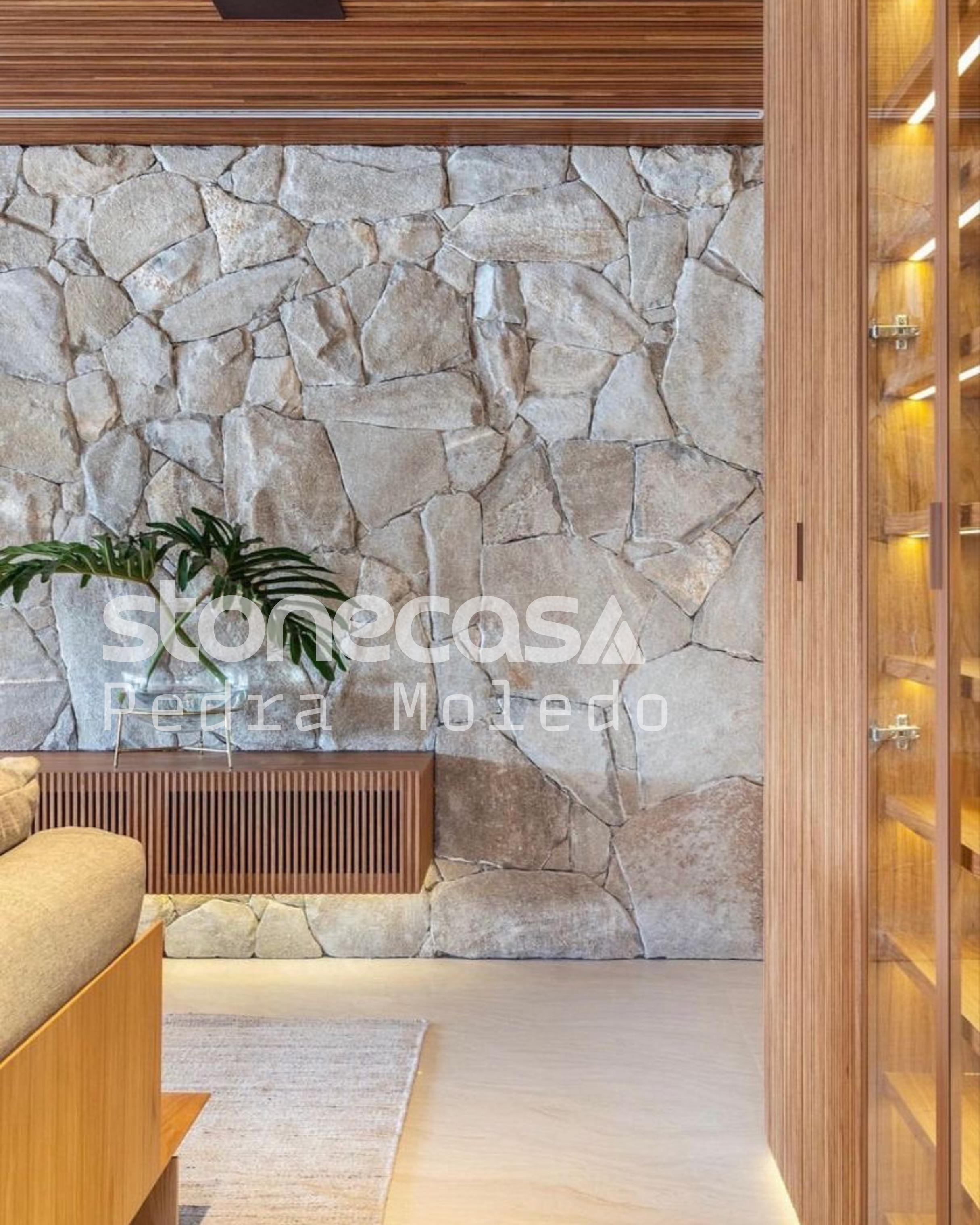 Pedra Moledo Original | Alto Padrão em Pedra Natural | Stone Casa Pedra natural premium com origem controlada e suporte técnico. Ideal para fachadas, muros e paisagismo de alto padrão.